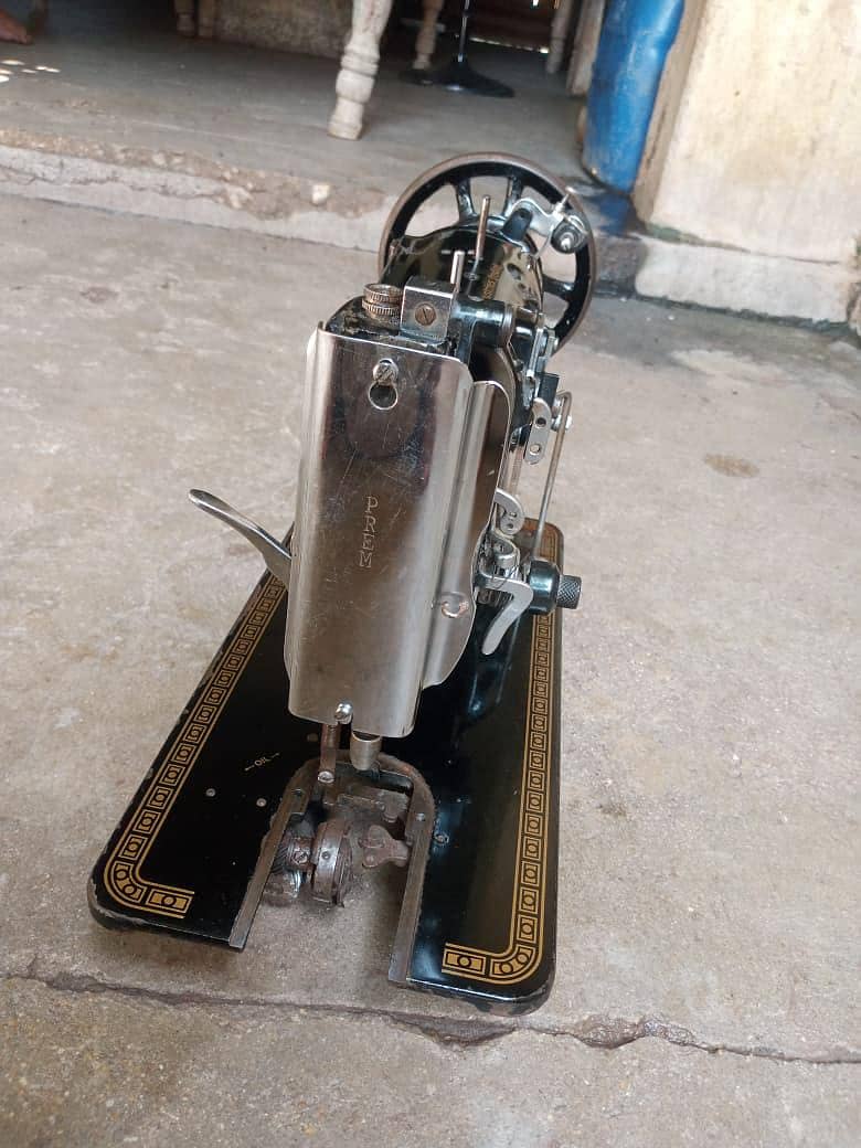 embroidery machine 5