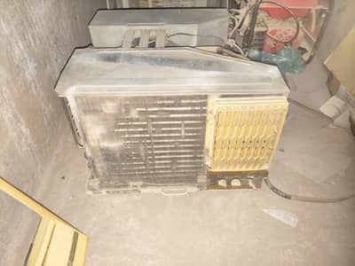 General 1.5 Ton Window Ac For Sell.