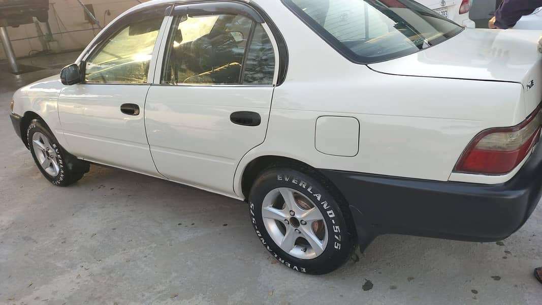 corolla xe 2001 3