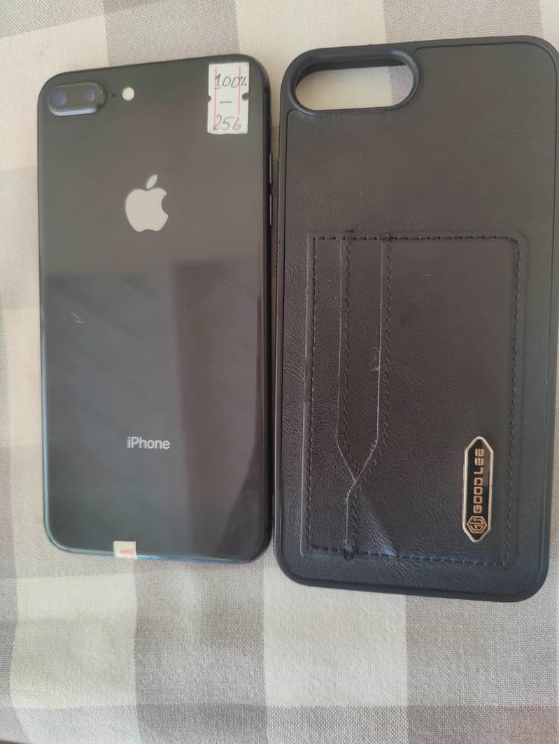 Apple iPhone 8 Plus 0