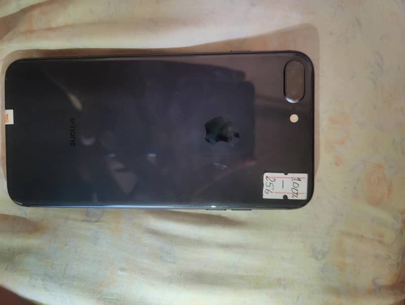 Apple iPhone 8 Plus 4