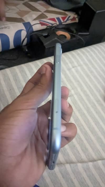 Apple iPhone XR