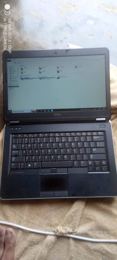 Dell Latitude E6440 i5 4th Gen 4GB 500GB HDD - Rs 23,000