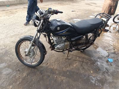 Suzuki GS 150