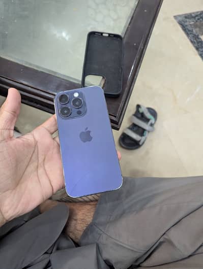 Apple iPhone 14 Pro