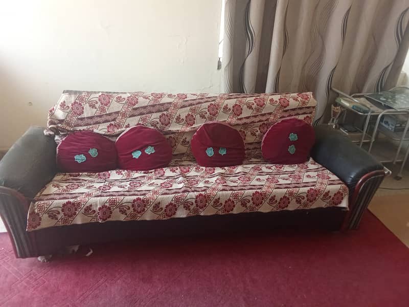 Sofa cumbed 0