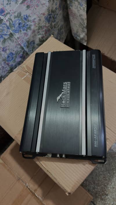 Pioneer woofer Rockmars Amplifier