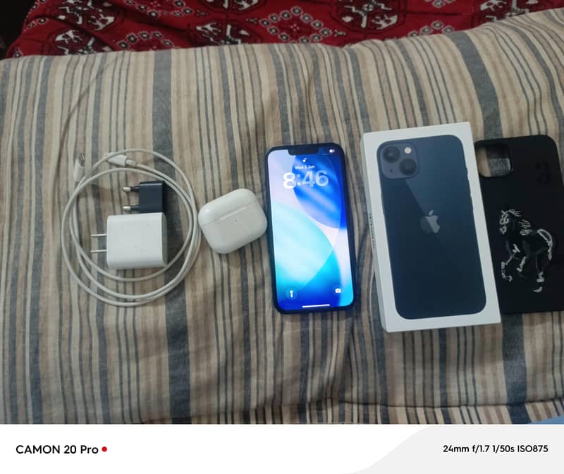 Apple iPhone 13 1