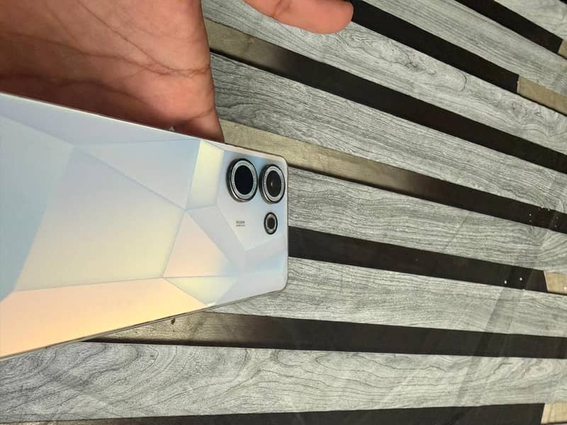 Tecno CAMON 20 1