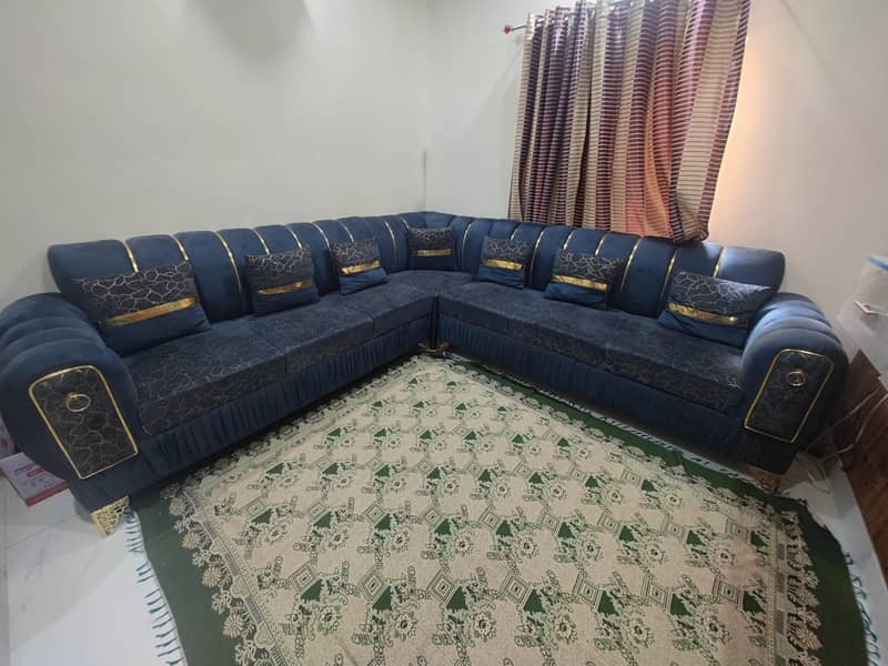 7 sitter Sofa 0