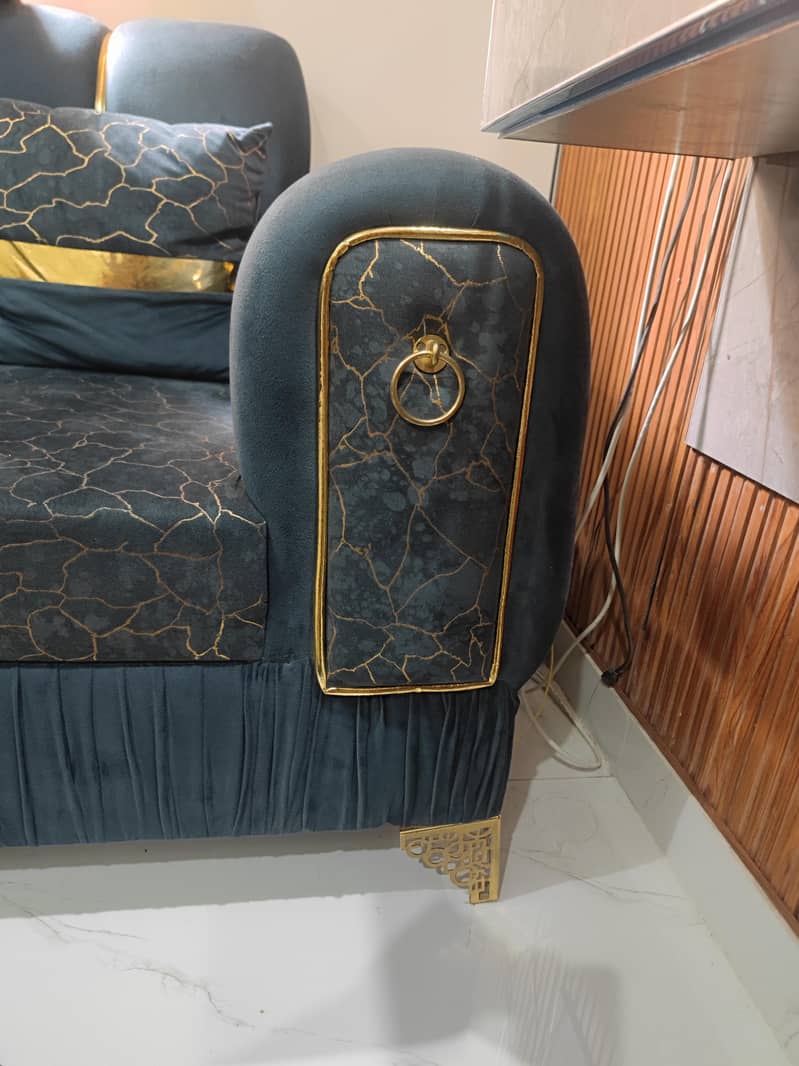 7 sitter Sofa 4