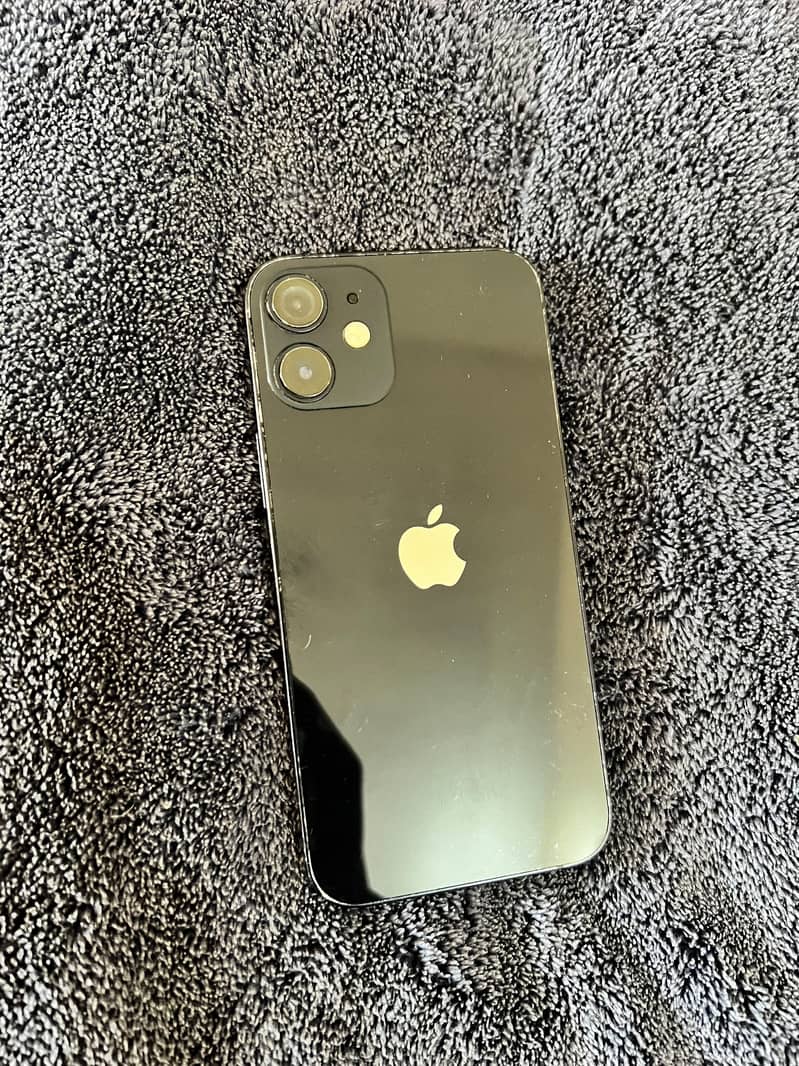 Apple iPhone 12 mini 0