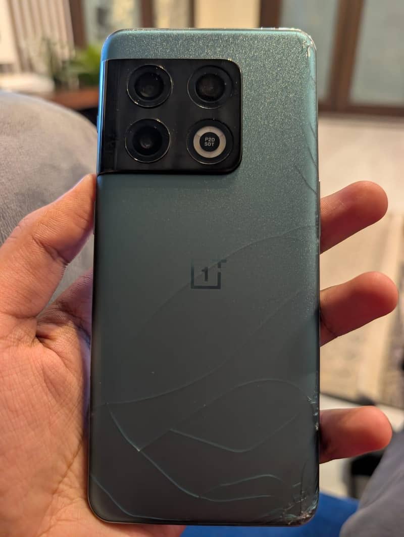 One Plus 10 Pro 3