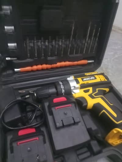 battery drilling machine