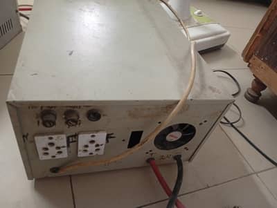 UPS in very good condition
