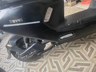 Evee bike just 3 months low milage used