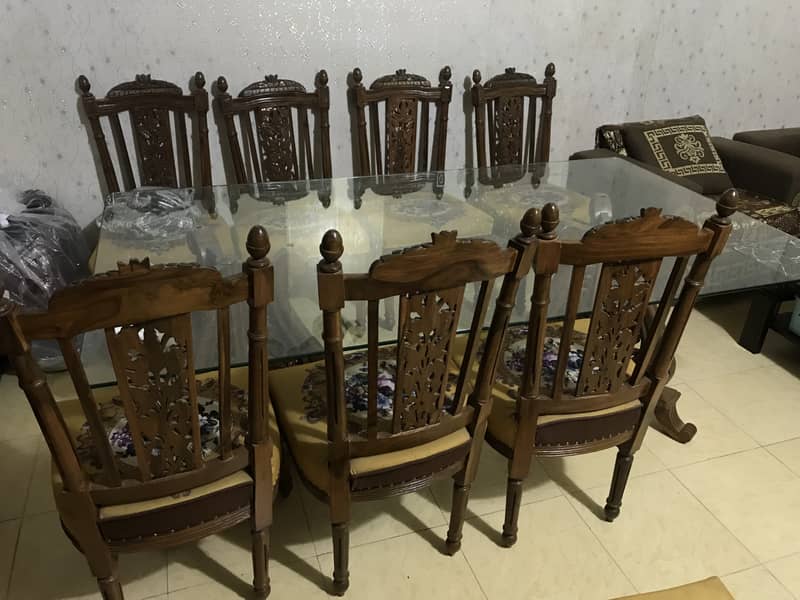 Dining table & chairs 1
