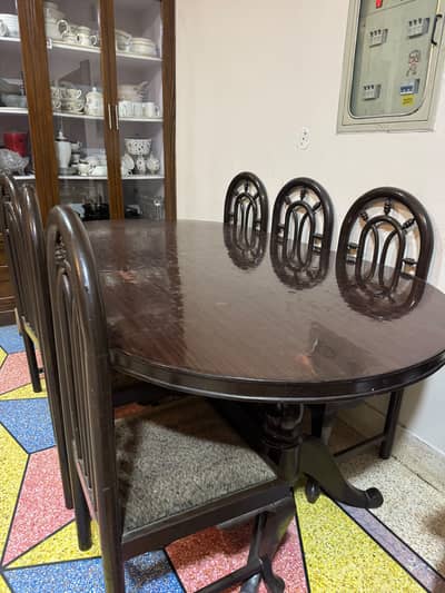 6 Seater dining table Set- Good Condition