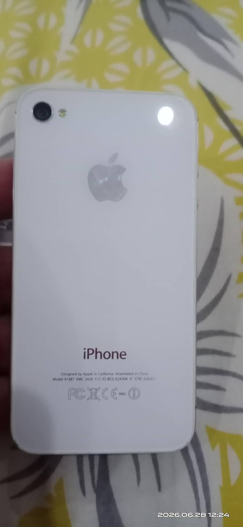 Apple iPhone 4s 64gb 5