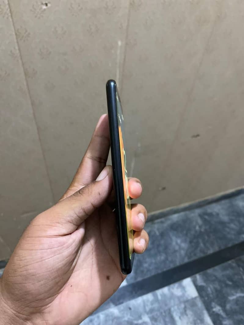 Google Pixel 3 5