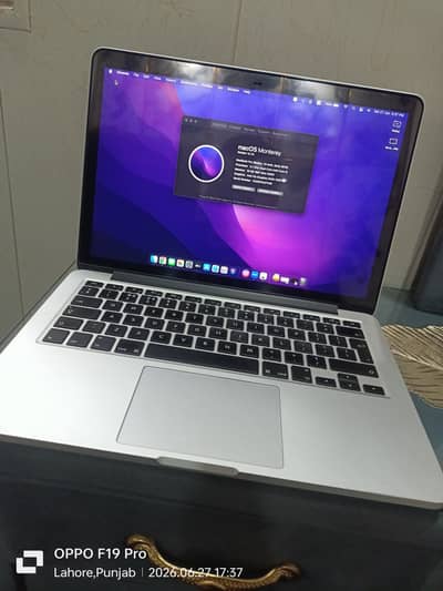 Macbook pro 13 inches 16/512 ssd
