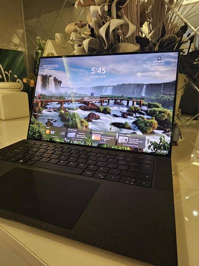 Dell precision 5560 i7 11 Gen 16 512 4k touch 4GB NVIDIA graphic Card