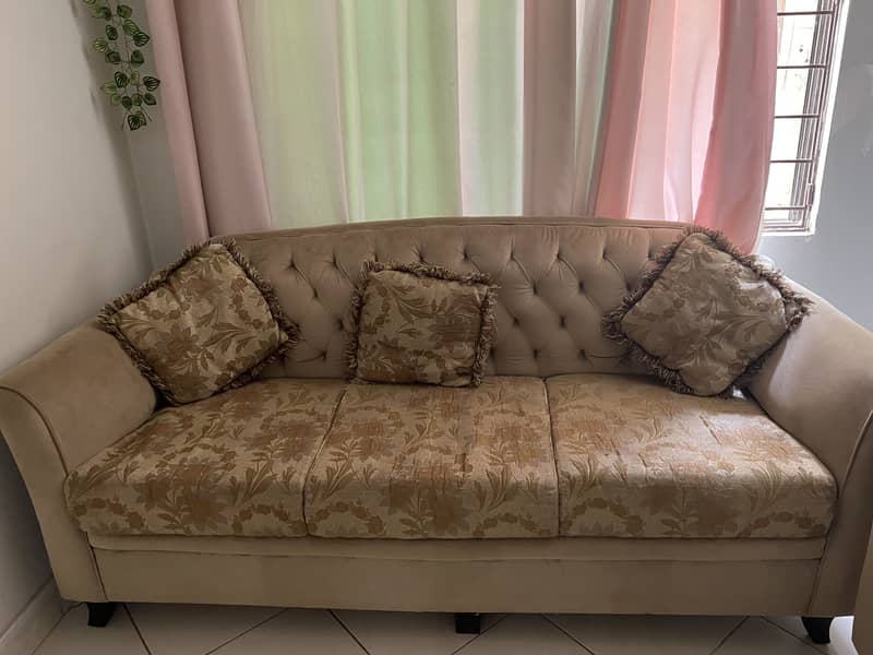 Sofa Set 0