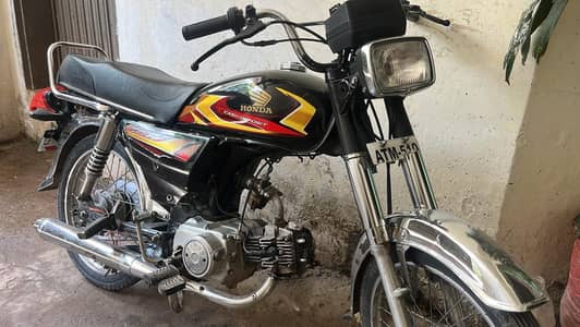 Bike 70  urgent for sale
