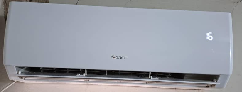 Gree 1 Ton Inverter AC - Like New (Only 2 Months Used)