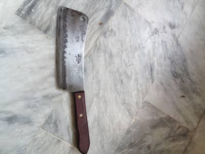 VINTAGE UTICA SUPER EDGE U. S. A BUTCHER MEAT CLEAVER.