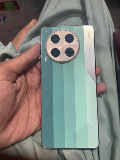 Tecno CAMON 20