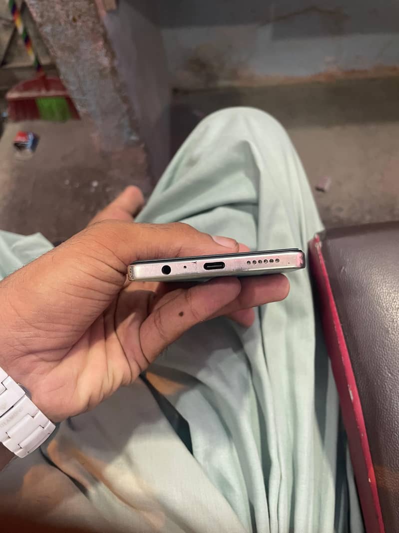 Tecno CAMON 30 2