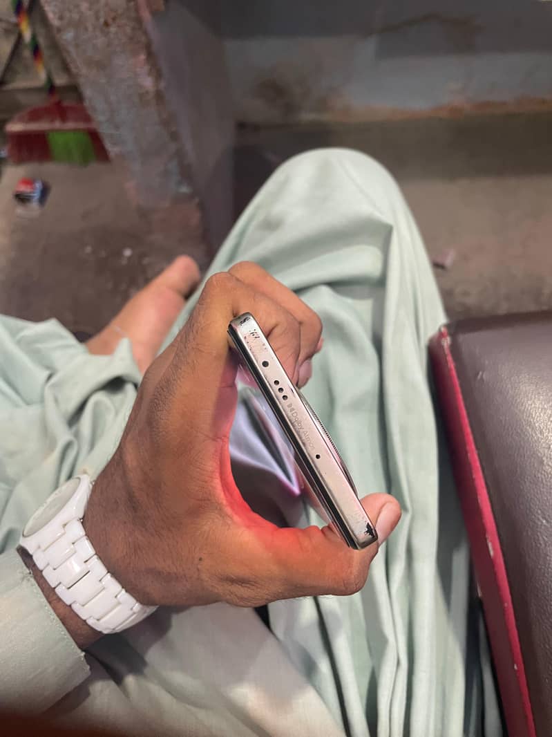 Tecno CAMON 30 4