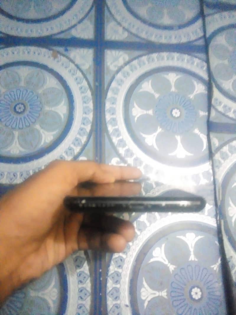Apple iPhone 7 Plus 1