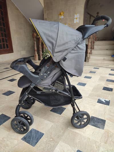 Graco Baby Stroller (Model 1952928)
