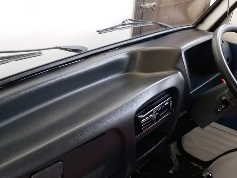Suzuki Bolan 2016 4