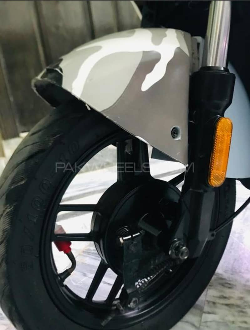 Crown EV Smart 3