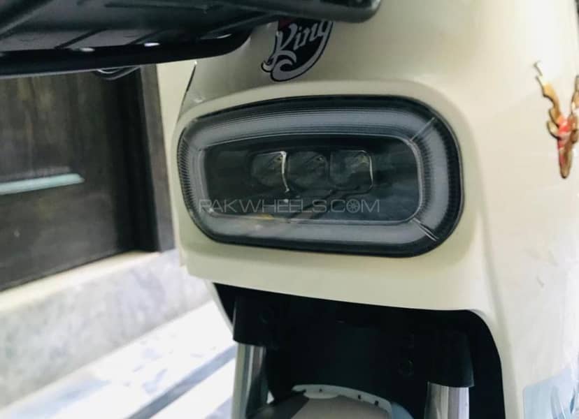 Crown EV Smart 6