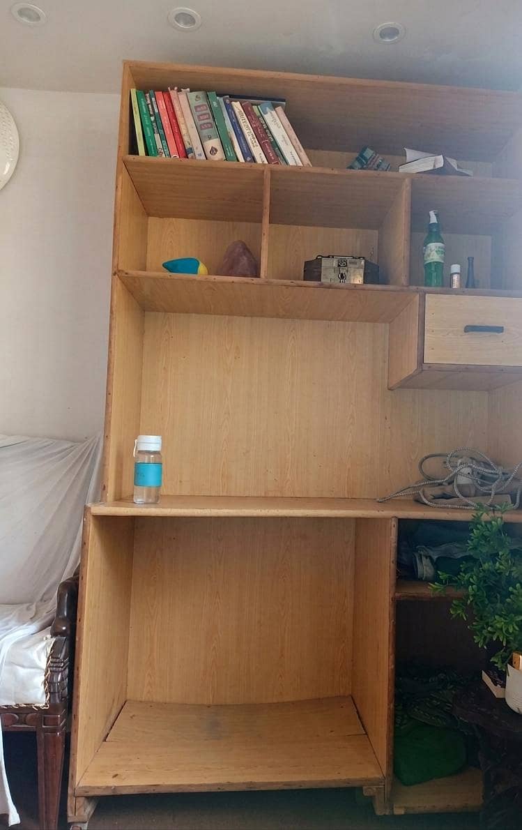 Study Table in good condition 0