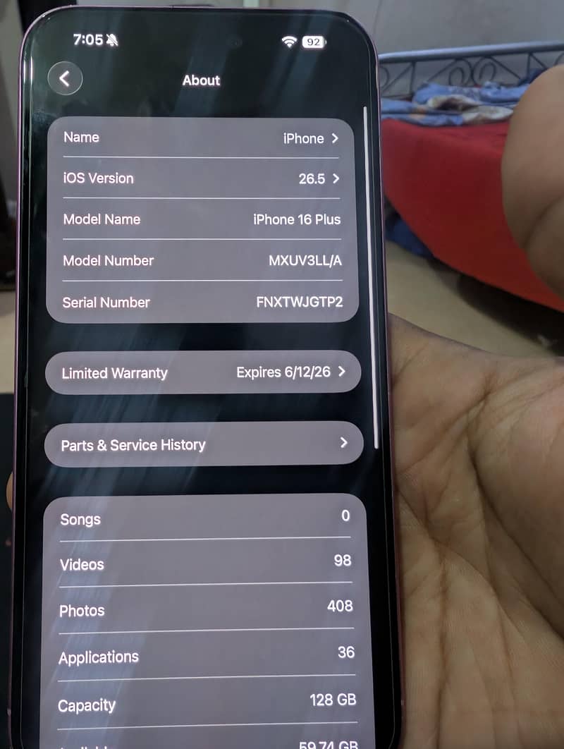 Apple iPhone 16 Plus 6