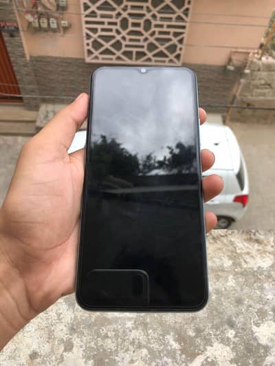 Vivo Y21 with box