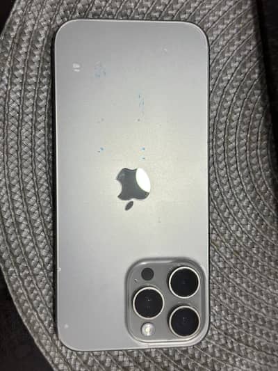 Apple iPhone 16 Pro Max