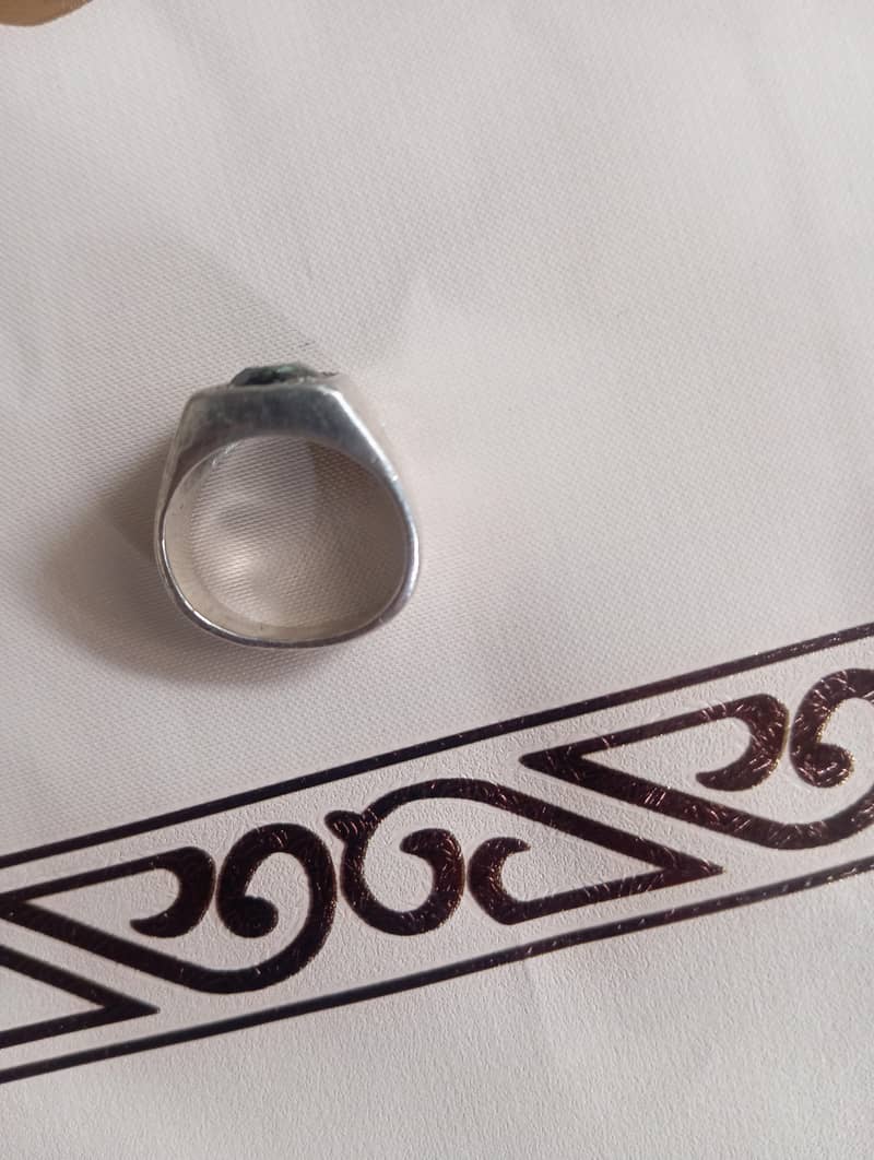 Emerald Ring 2
