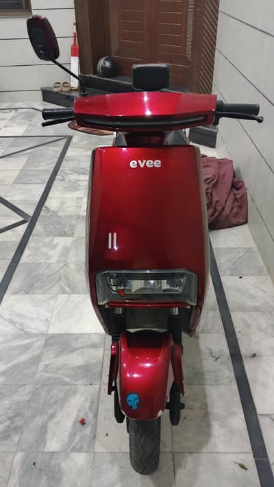 Evee C1