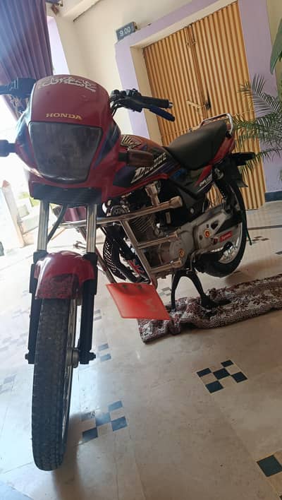 Honda Deluxe 2018 model