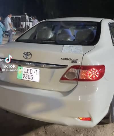 Toyota Corolla GLI 2011