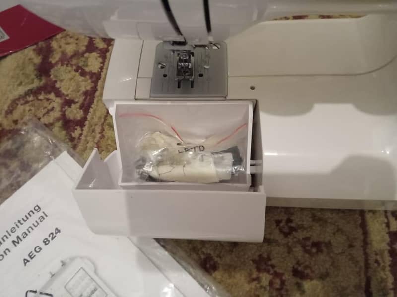 AEG sewing machine 7