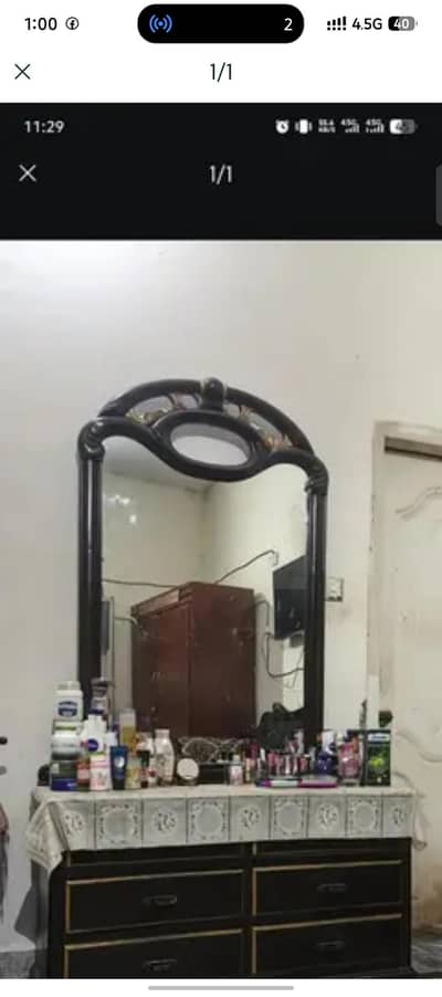 dressing table