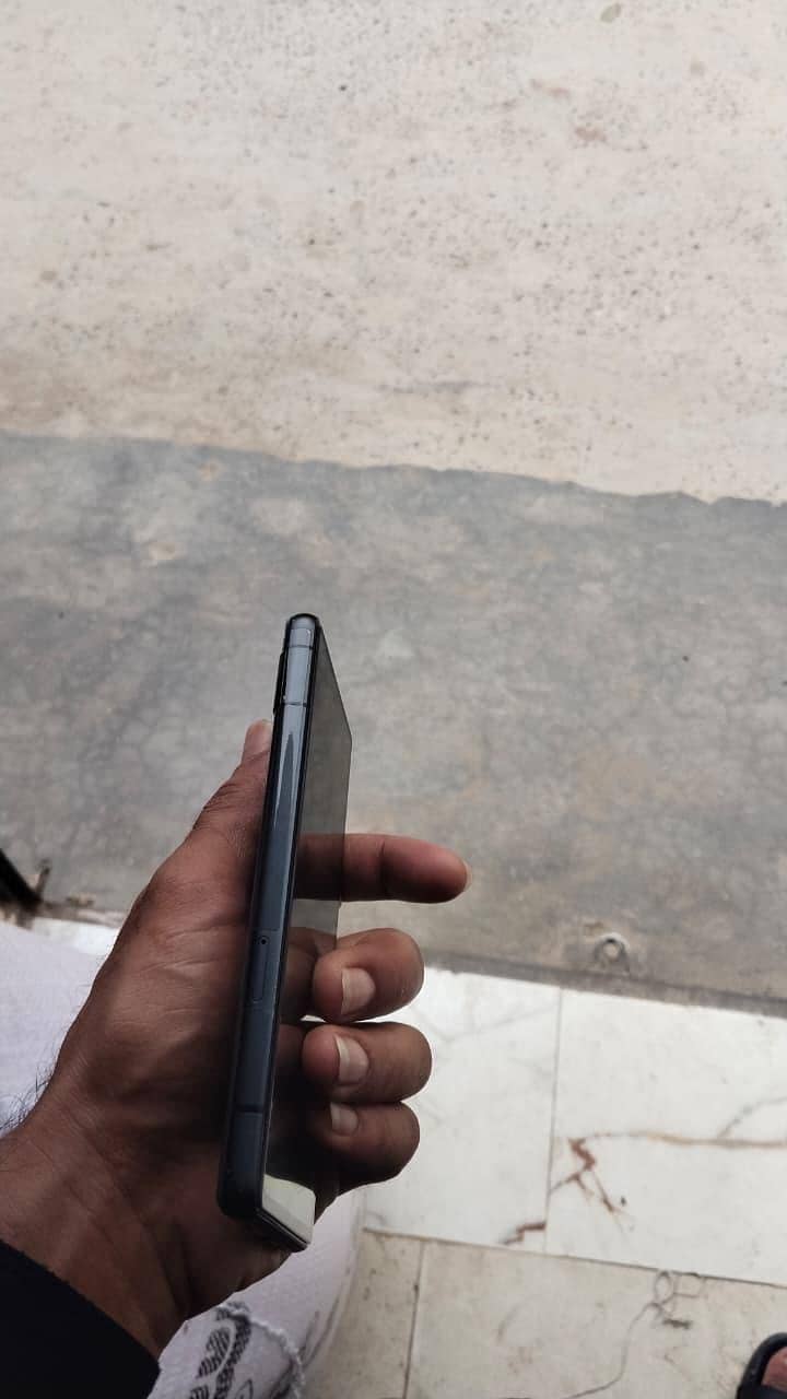 Google Pixel 7a 3