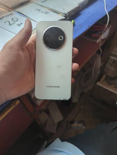Tecno SPARK 30C